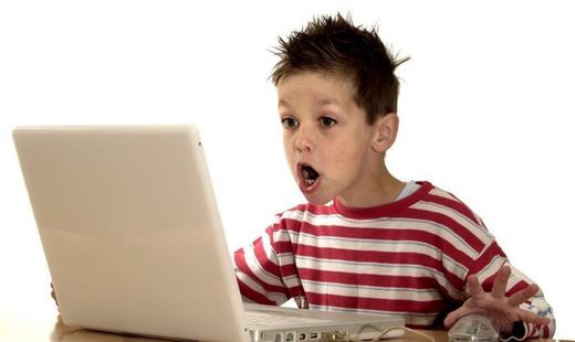 С 2018 года европейским детям запретят посещать соц.сети без согласия родителей